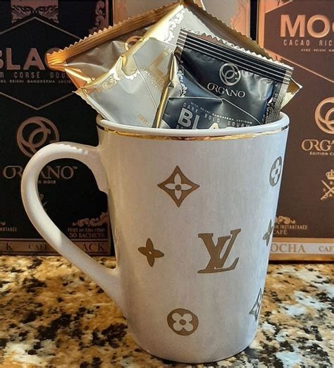 lv mug.